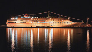 Golfkreuzfahrten auf der MS Columbus ... bei Nacht