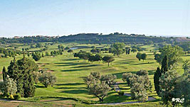 Golfen, wo der Papst Urlaub macht. Golfen, wo der Papst Urlaub macht.