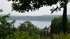 Faszinierendes Spiel mit Blick auf den See