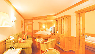 : individuelle Golfreisen Sdtirol, Golfhotel Quellenhof